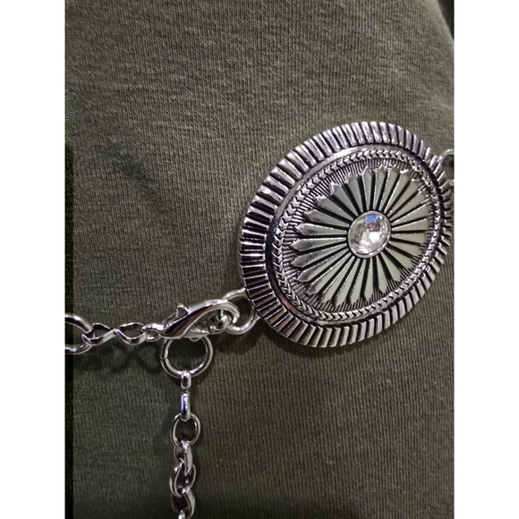 Concho Belt Silver Metal Chain Rhinestone In The Middle. - Picture 4 of 5